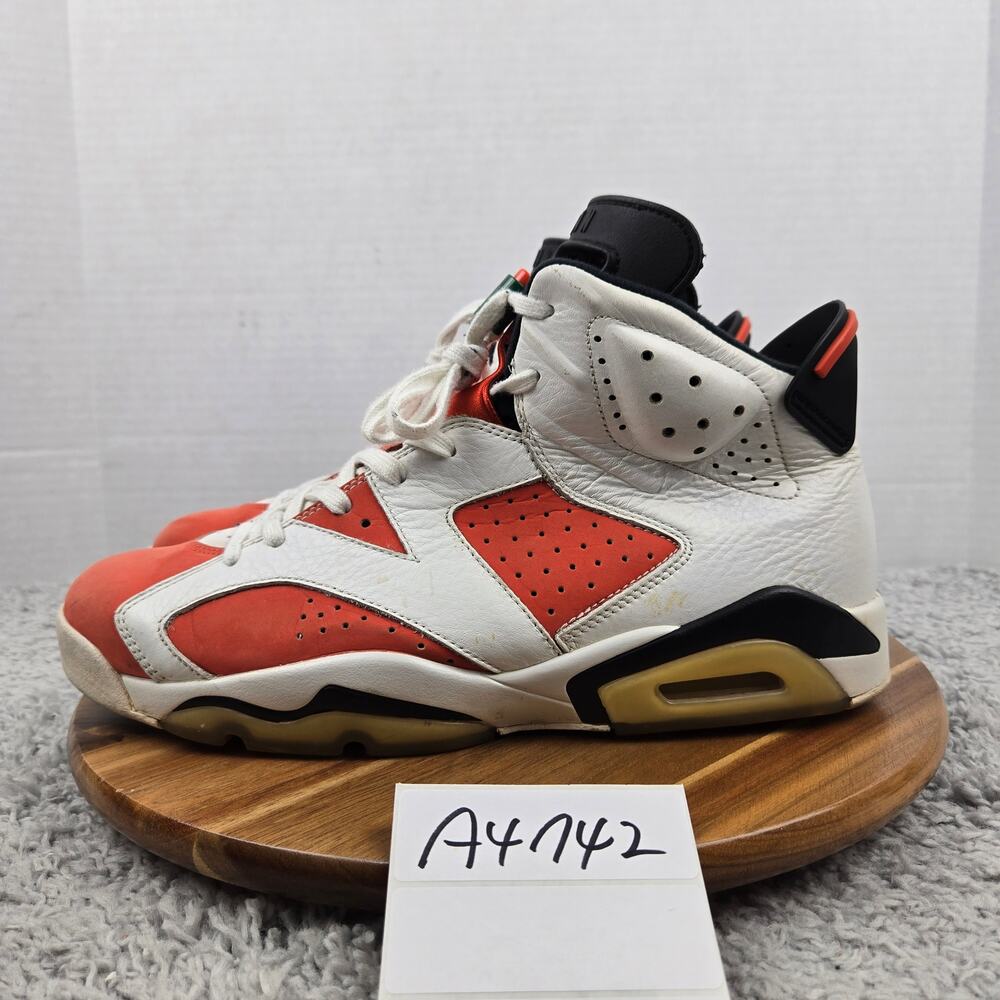Jordan 6 Retro Men 11 Gatorade Like Mike White Daily Athletic Sneaker 384664-145